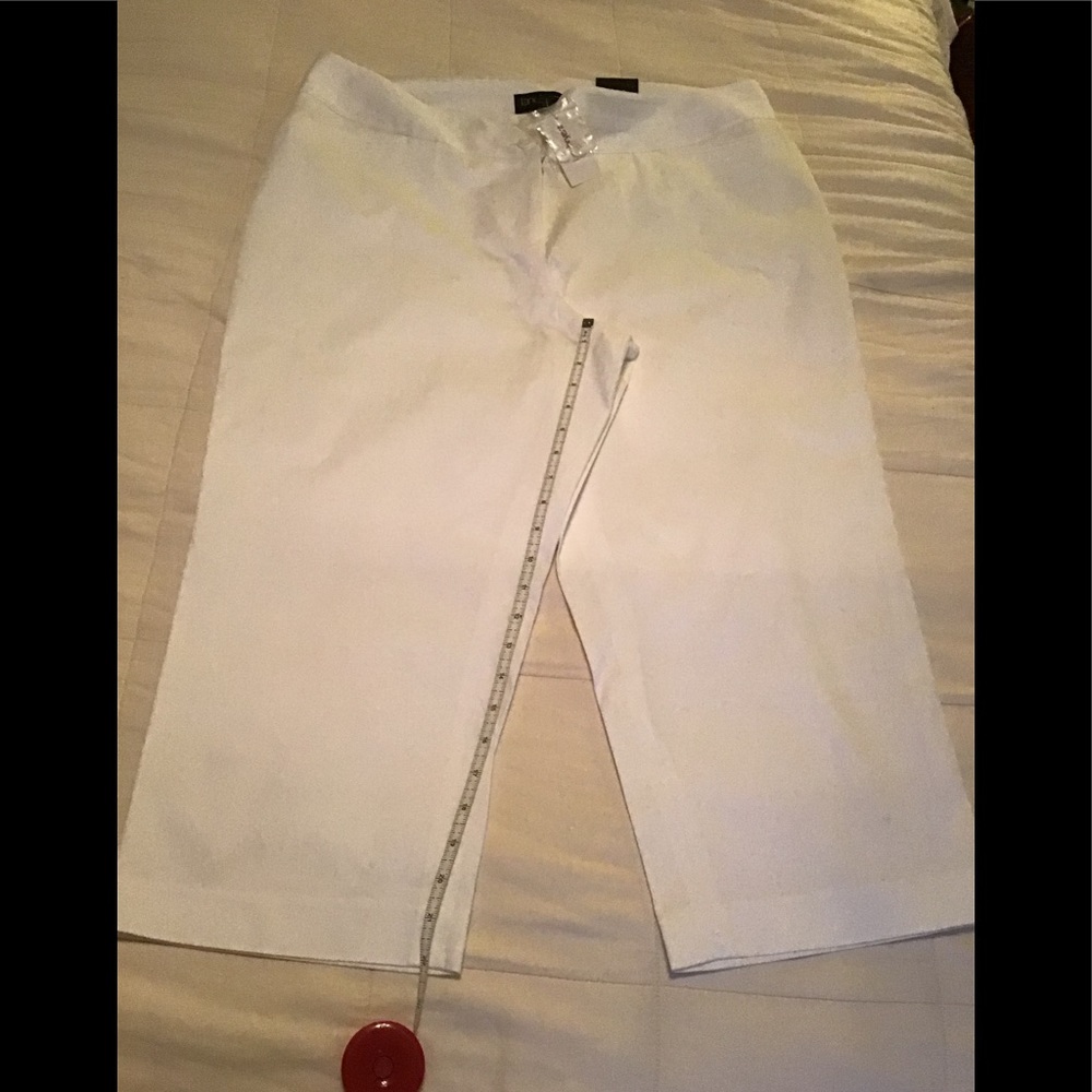 Lane Bryant white cropped pants size 16